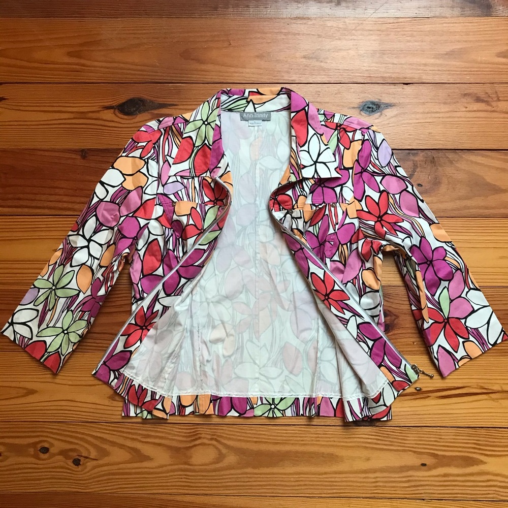 Ann Trinity Floral Zip Up Jacket, EUC, L - Picture 11 of 15